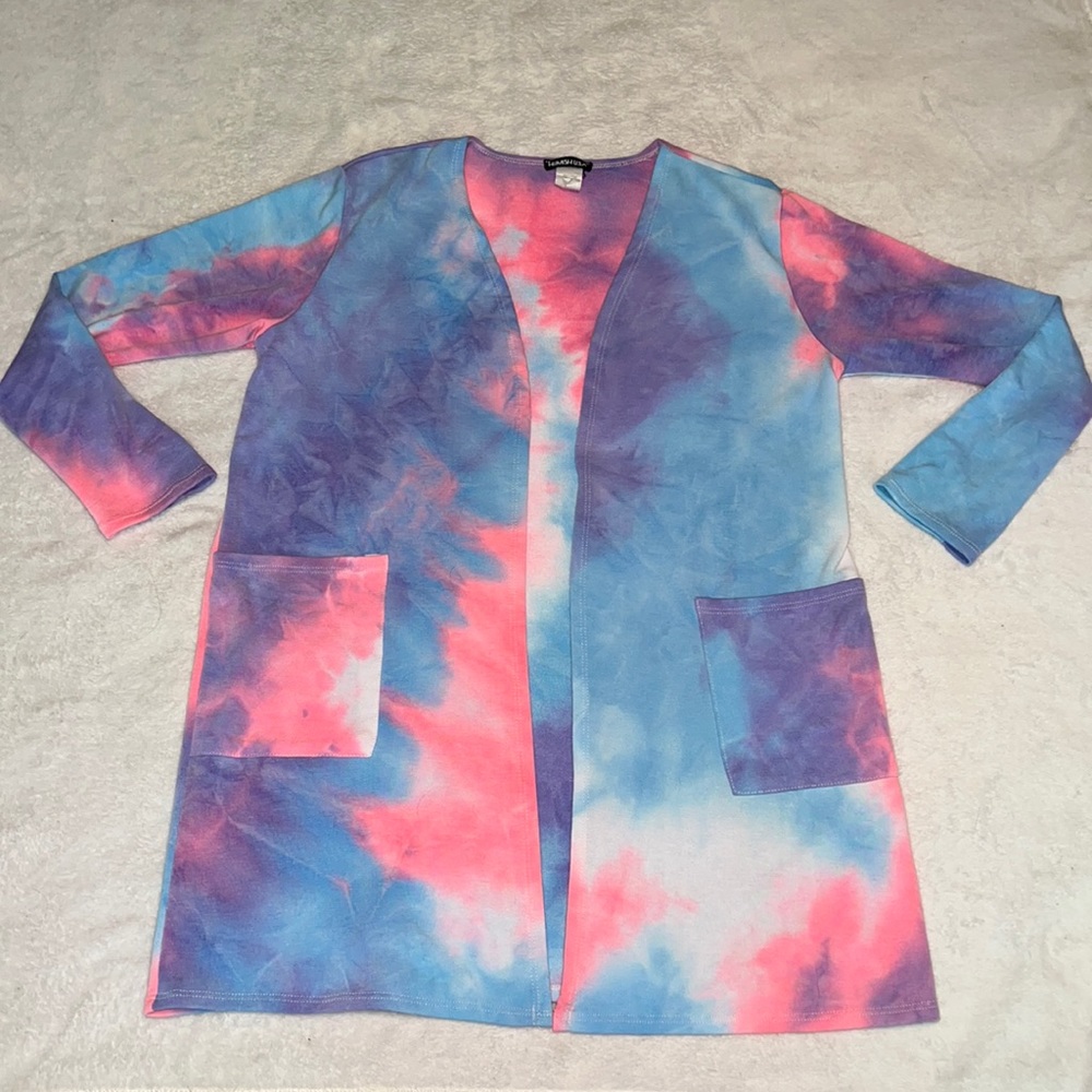 Tie dye cardigan! 💕